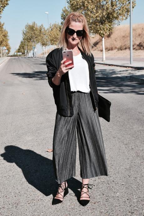 pantalones-plisado-culotte-bomber-otoño-look-outfit