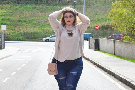 Outfit of the day ~ Jeans rotos & CorazonXL