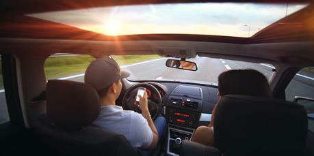 el móvil la distracción más peligrosa al volante