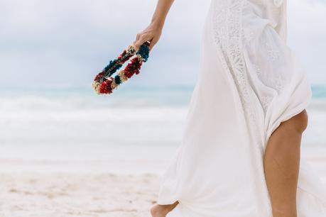 white_long_dress-boho_style-tulum_mexico-beach-floral_crown-outfit-collage_vintage-29