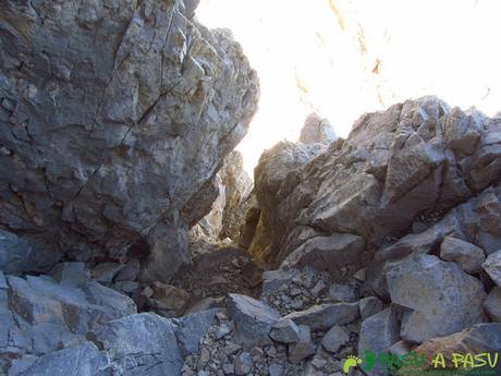 Travesía al Llambrión (2.642 m.) por Tiro Callejo y Chimena entre la Horcada Valcavado y El Cable