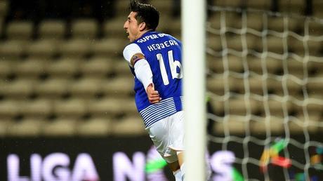 Dicen que Mourinho buscaría a Héctor Herrera Dicen que Mourinho buscaría a Héctor Herrera