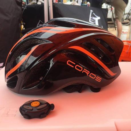 Casco para ciclismo Smart Coros Linx ¿qué promete ofrecer y su diseño?