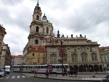 Praga; la Catedral de San Vito y Malá Strana