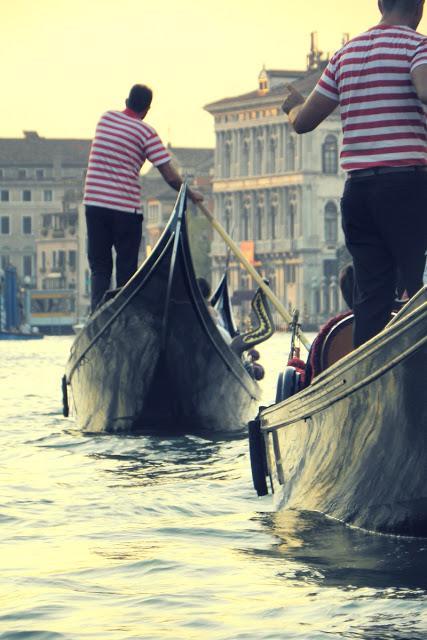 http://www.loslooksdemiarmario.com/2016/10/venecia-magica.html