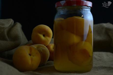 Melocotones-en-almíbar-con-hierbabuena-y-ginebra-01