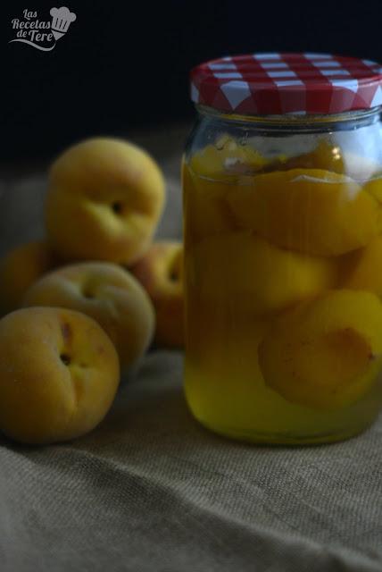 Melocotones-en-almíbar-con-hierbabuena-y-ginebra-02