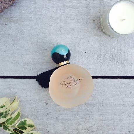 Far Away Infinity la nueva fragancia de Avon