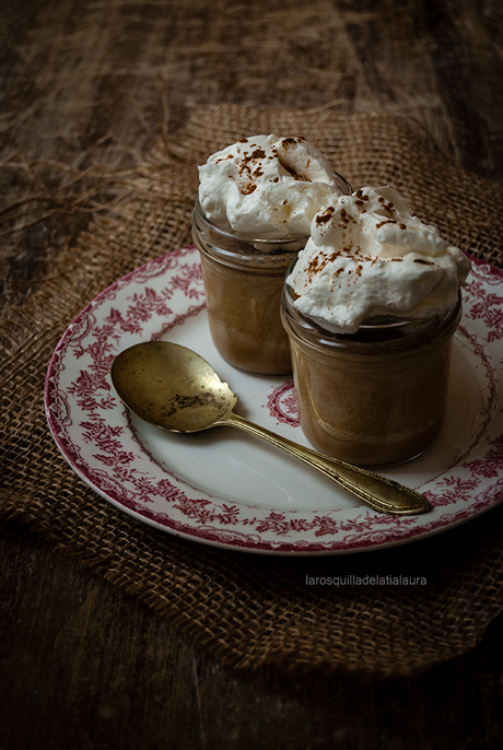 PANNACOTTA DE CAFE Y PLATANO