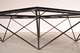 Octubre: Alanda Coffee Table