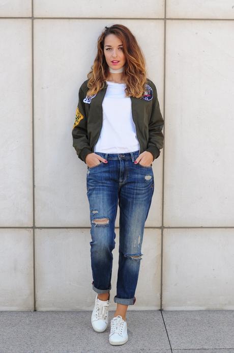 CÓMO LLEVAR CHAQUETA BOMBER CÓMO LLEVAR CHAQUETA BOMBER