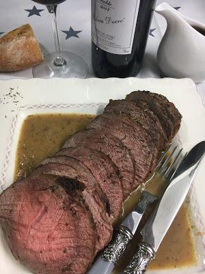 Ternera Asada Con Tomillo Y Salsa De Cebolla