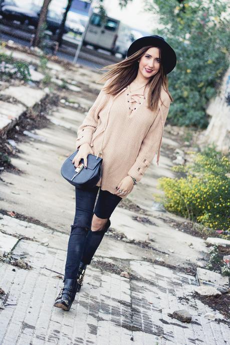 LACE UP SWEATER