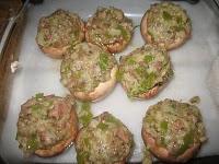 Champiñones rellenos gratinados