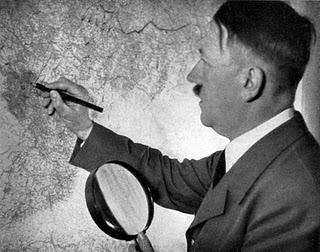 El Führer revisa Sonnenblume y Barbarossa - 03/02/1941.