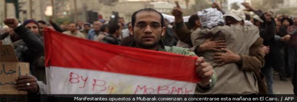 Atropellan a 20 manifestantes pro-democracia en Egipto [Vídeo, contenido duro]