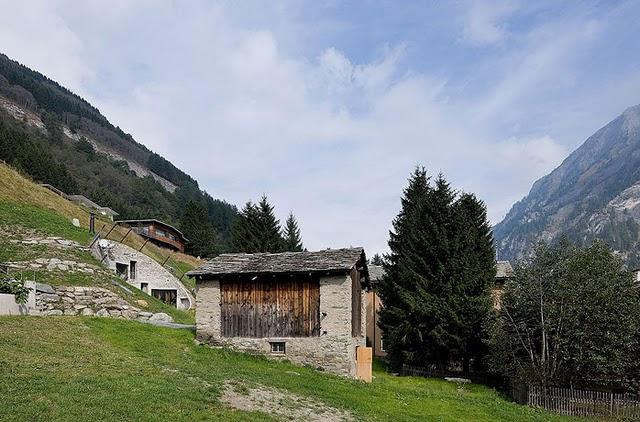 VILLA VALS _VIVIR EN LAS LADERAS DE LOS ALPES