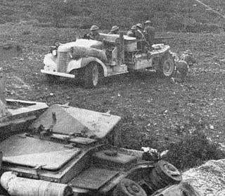 El Décimo Ejército Italiano queda atrapado en Cirenaica - 05/02/1941.
