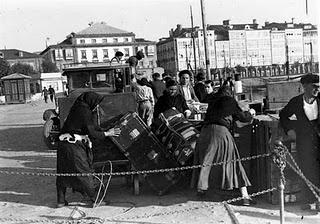 211.- Emigración :Tópicos