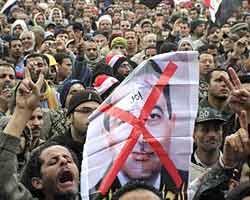 Renunció cúpula dirigente de partido gobernante de Egipto, Mubarack  no renuncia (+ audio)