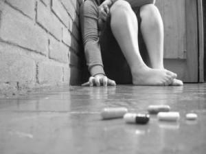 calmar-la-angustia-sin-pastillas calmar la angustia sin pastillas 300x224 Cómo saber si una persona quiere suicidarse y cómo actuar ante ello (III)