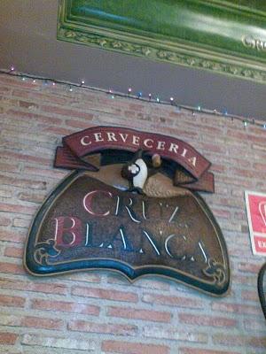 UN SILENCIO RADIANTE: OCHO POETAS BÚLGAROS CONTEMPORÁNEOS