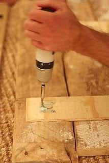 DECO-RECICLA: CABECERO HECHO CON PALETS DECO-RECICLA: CABECERO HECHO CON PALETS