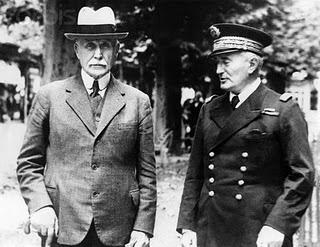 El Mariscal Pétain nombra nuevo Primer Ministro a François Darlan - 10/02/1941.