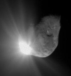 Nave de la NASA se acerca al cometa Tempel 1