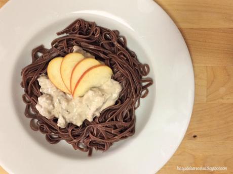 Pasta al Chocolate con Salsa de Nueces y Queso