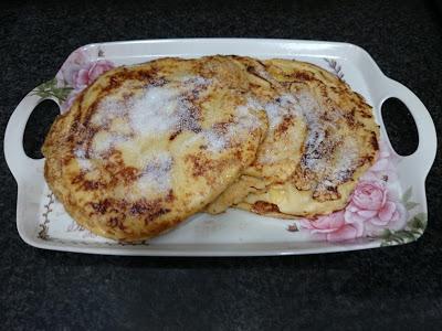 PANQUEQUES DE MANZANA AL RON