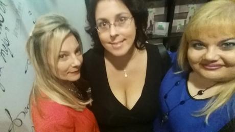 PRESENTADORA EMPRENDEDORA PRESENTADORA EMPRENDEDORA