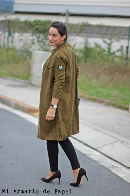 Outfit: Ideas para Vestir una Sobrecamisa Verde Militar