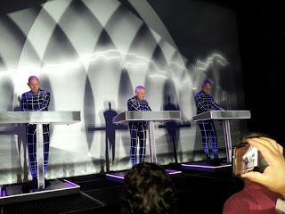 Concierto Kraftwerk (The Catalogue - 2. Radio-Activity). Museo Guggenheim - Bilbao (08-10-2016)