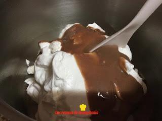 TARTA MOUSSE TOBLERONE EN THERMOMIX