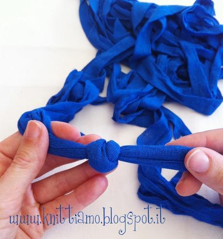 Tutorial diy collar de trapillo con nudos simples Tutorial diy collar de trapillo con nudos simples