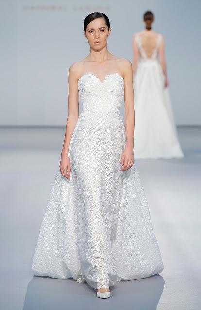 Vestido de novia de Hannibal Laguna 2017