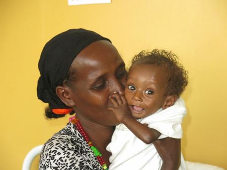 Ahora Tuji puede escribir su historia y la de su país