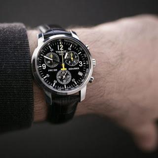 accesorios, cronógrafo, Hombres con estilo, Navidad 2016, regalos de navidad, Reglas de estilo, relojes, Suits and Shirts, Casio, G-Shock, Frogman, Maurice Lacroix, Eliros, Tissot, Tag Heuer, Formula 1, 