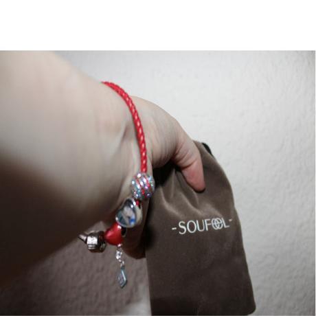 Estrenando La Pulsera Con Abalorios y Colgante Personalizados, de Soufeel Estrenando La Pulsera Con Abalorios y Colgante Personalizados, de Soufeel