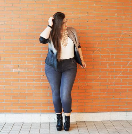 Outfit of the day ~ Body & Degradé en tonos grises - Curvy Girl