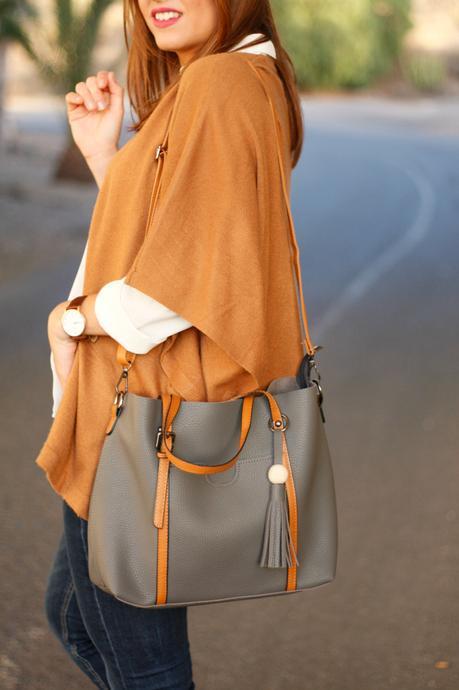 Bolso gris y marrón de Gamiss