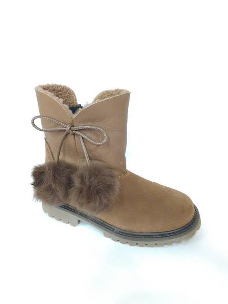 BOTAS CALENTITAS PARA NIÑA