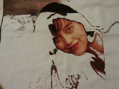 Retrato de Ester a punto de ccruz