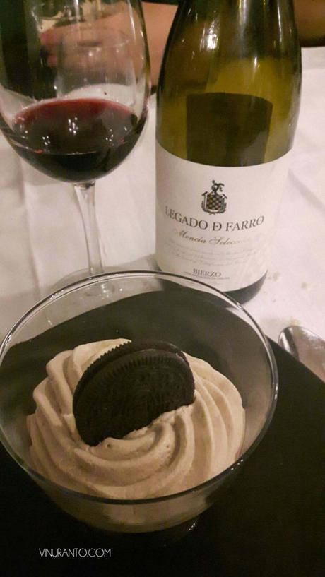 Legado de Farro Selección con Mousse de Café con Galleta Oreo.