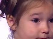 ¡Impresionante! Niña tiene sólo cuatro años puede conversar siete idiomas diferentes