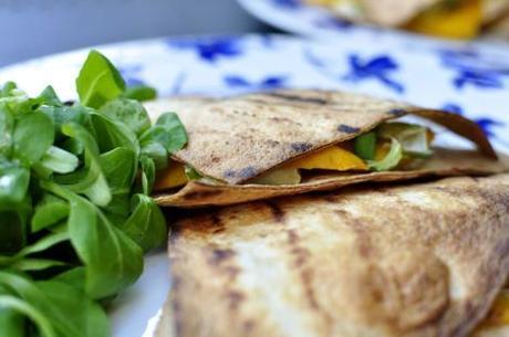 Quesadillas de mango y queso brie quesadillas-de-mango-y-brie-11
