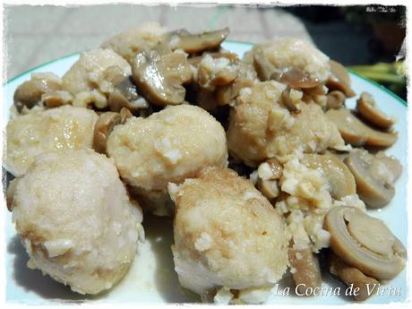  albondigas al ajillo y champiñones
