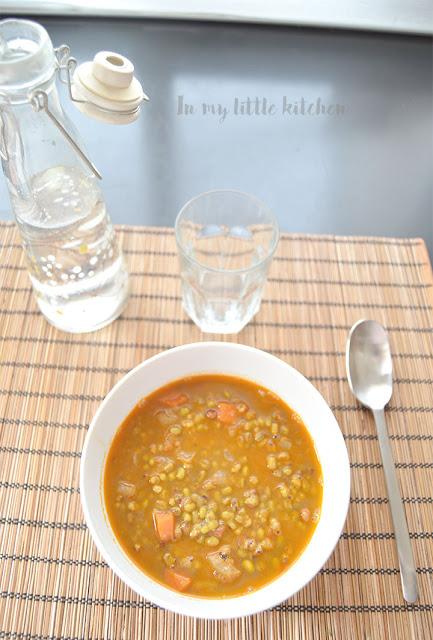 Soja con verduras al curry