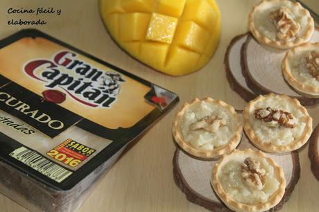 TARTALETAS DE QUESO CURADO Y MANGO